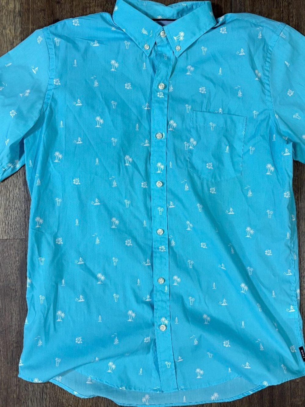 Izod Turquoise Short-Sleeve Button-Down Shirt with White Island Motif